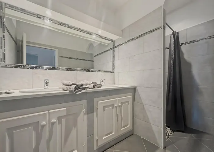 La Parenthese Corse *